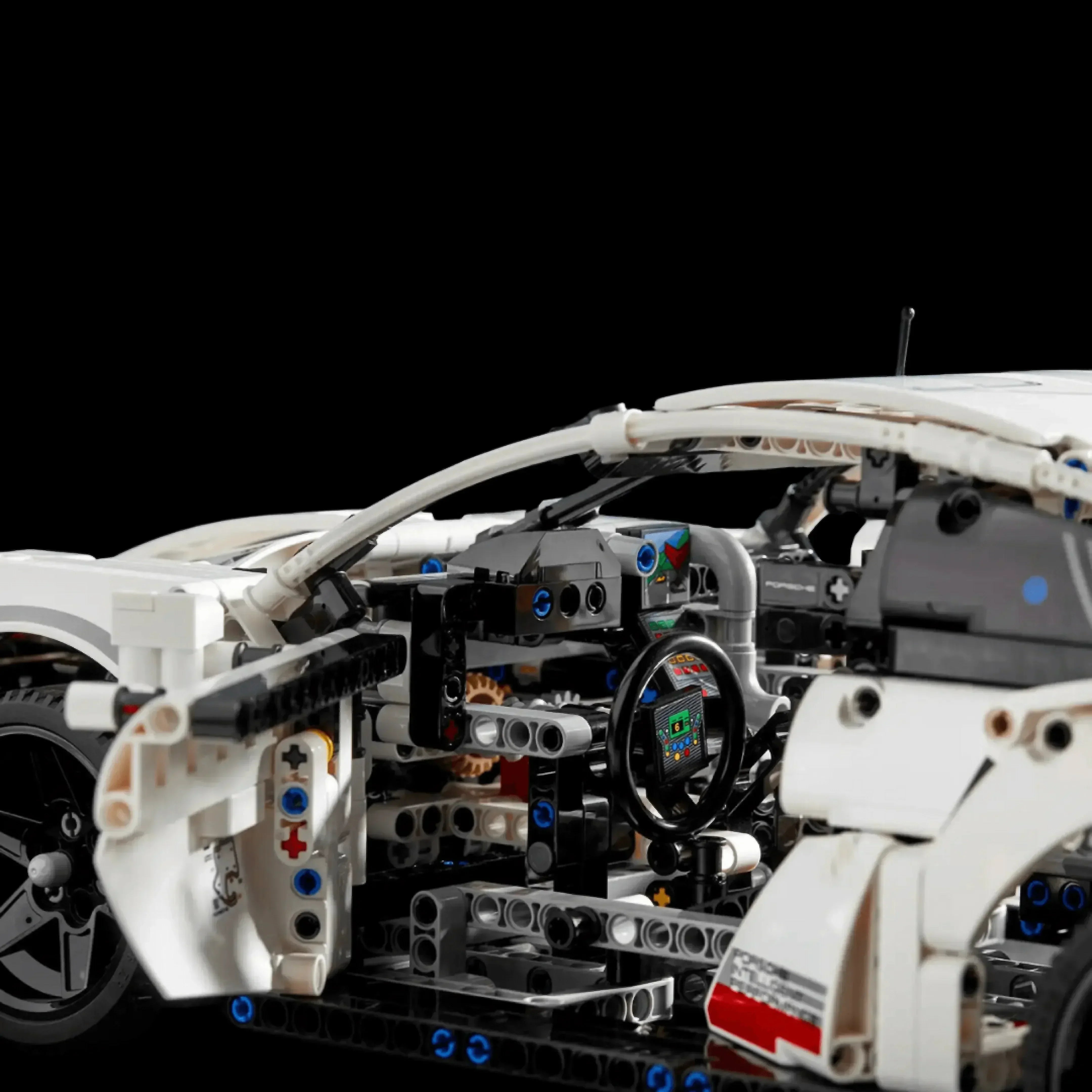Porsche 911 RSR (1580 teile)